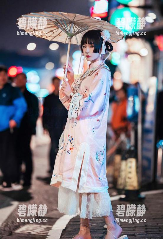 阿包也是兔娘在线分享：原图里的碧蓝航线小细节，有趣吧？