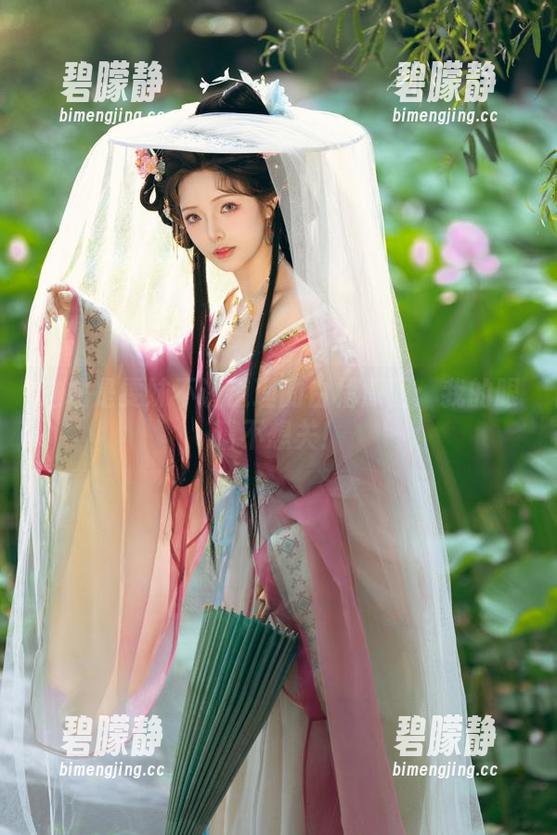 这才是雯妹不讲道理的白裙原图：我的眼睛不想关！