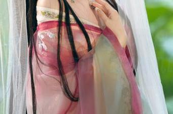 红色兔女郎的私房秀：雯妹不讲道理的原图就在那里，真让人想多看几眼！