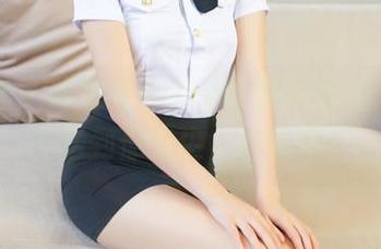 青豆客 – 施忆佳Kitty酱的眼镜合集，免费送到你指尖，快拿吧！