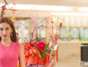 青豆客 – 莫雅淇的裸足写真集，精选了哪些“足下风光”？