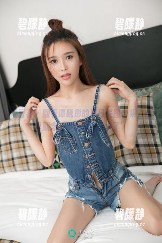 青豆客 - 翻看谭晓彤的夏日美图合集，心里默念‘不能再流口水了’