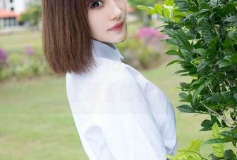 魅妍社 – 易阳Silvia的水手服写真，网盘上藏着的调皮