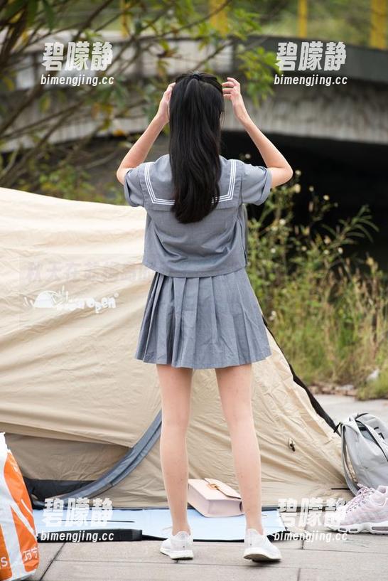 秋天在苏梅岛的日子，包臀裙原图从魔镜街拍中走出